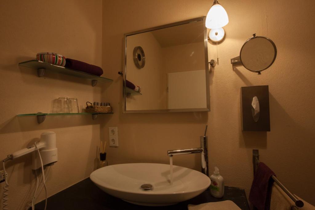 Ferienwohnung Laurent Pünderich Habitación foto